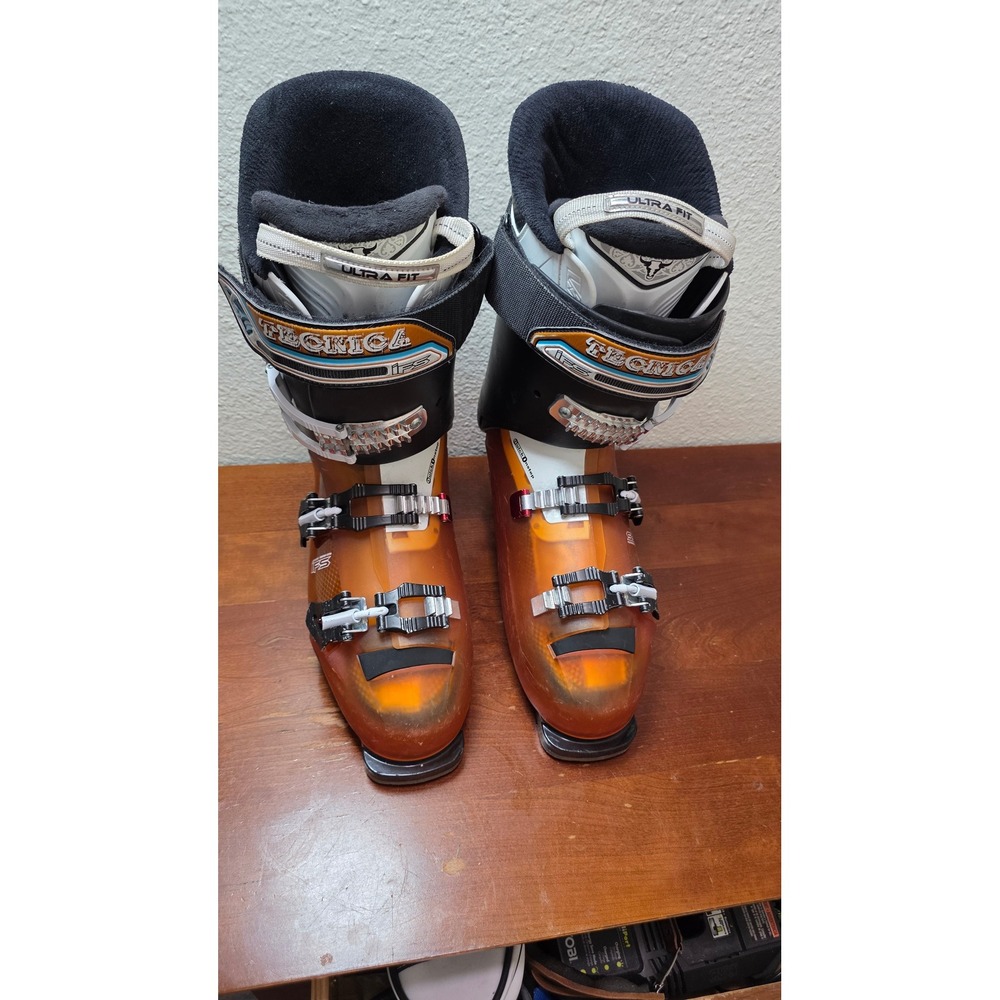 Tecnica Cochise 100 Ski Boots Mens 29.5 Orange Black IFS Ultra Fit Freeride